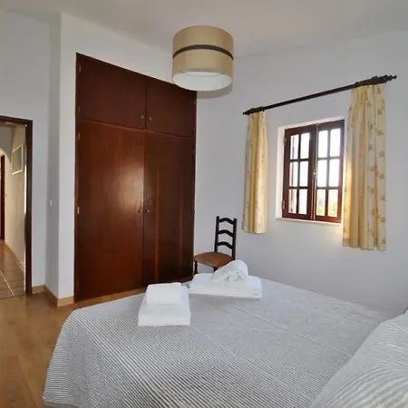 بيت للعطل Horta Nova لاغوس